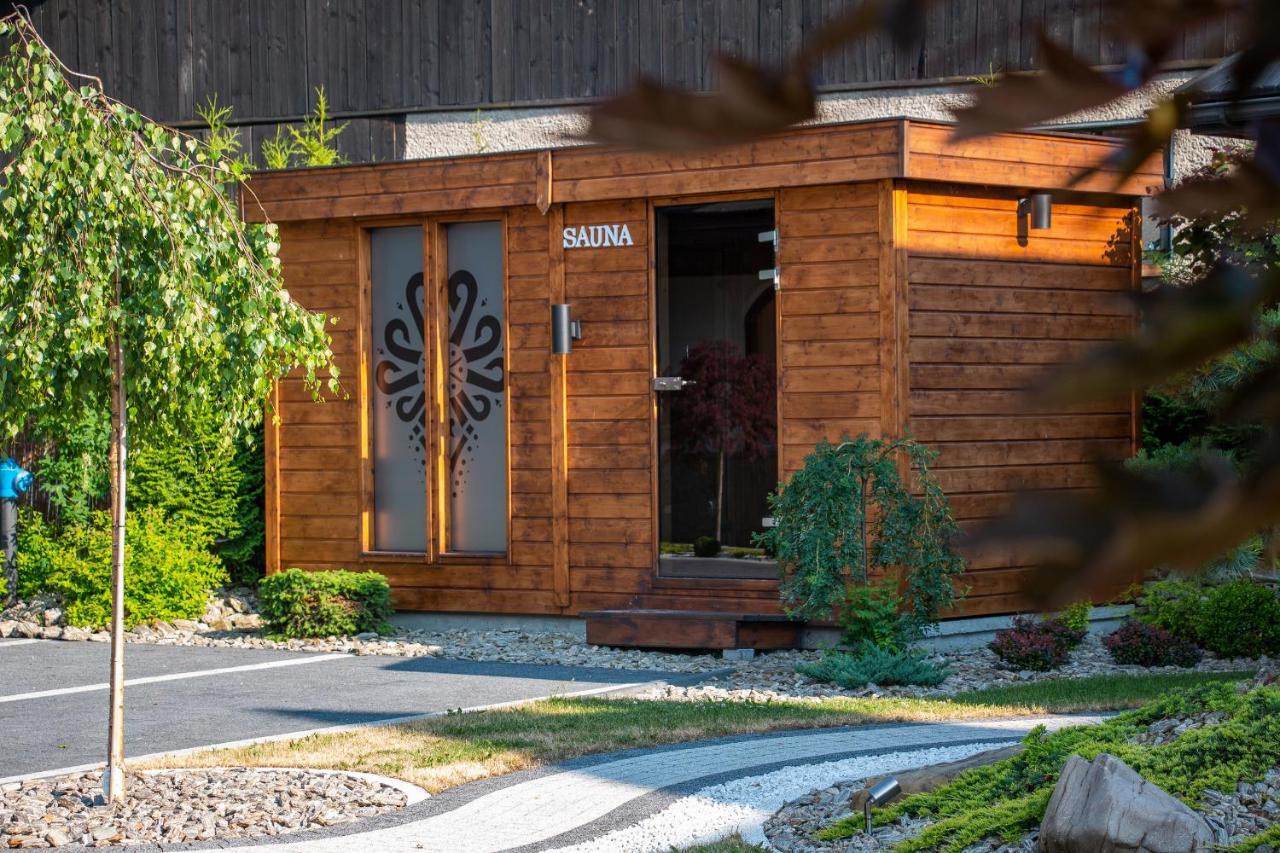Grand Tatry - Miejsce Na Wyjatkowy Pobyt Dla Ciebie I Twojej Rodziny! - Sauna I Jacuzzi Wliczone W Cene Pobytu -10 Minut Pieszo Od Term Bania Bialka Tatrzanska Eksteriør billede