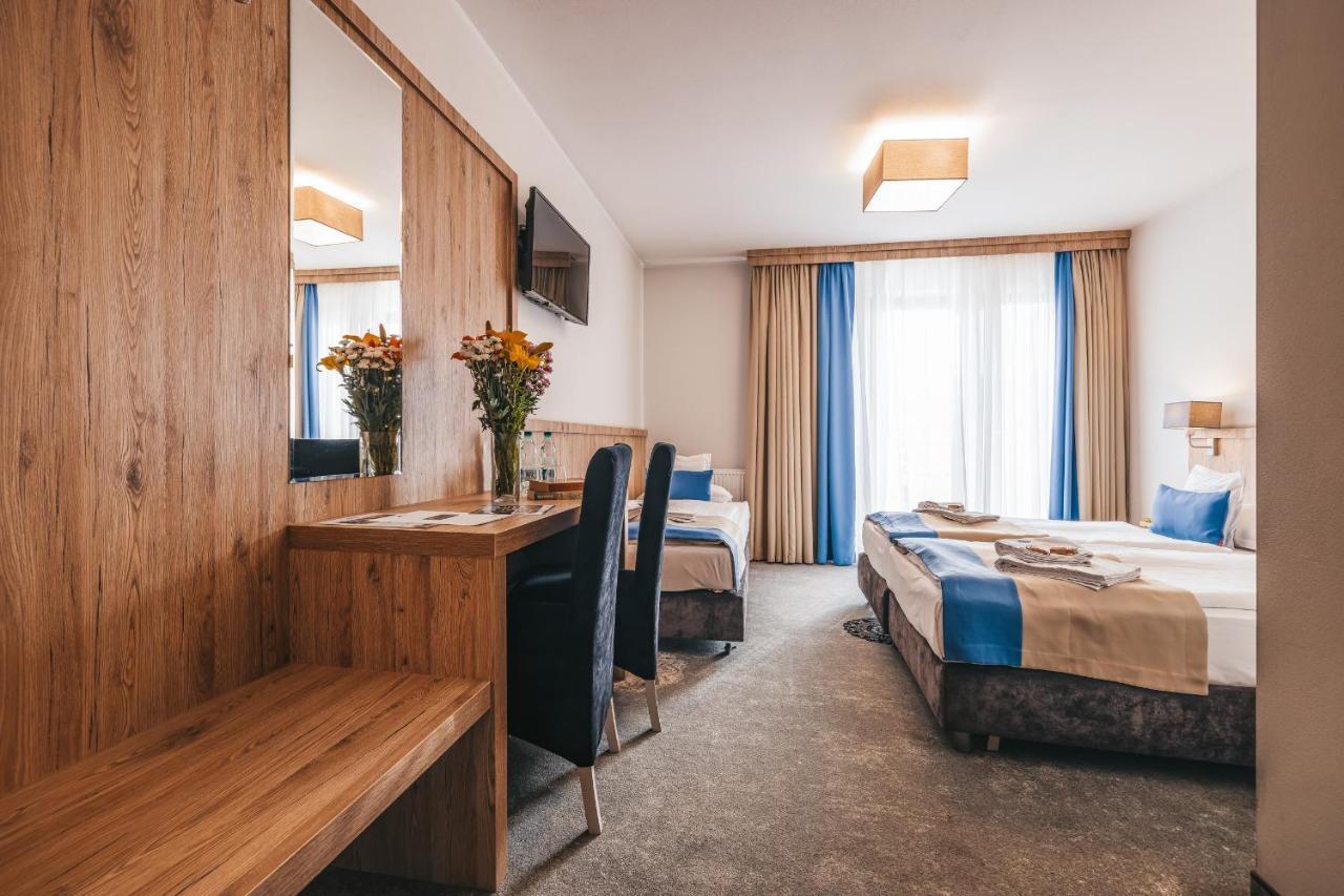 Grand Tatry - Miejsce Na Wyjatkowy Pobyt Dla Ciebie I Twojej Rodziny! - Sauna I Jacuzzi Wliczone W Cene Pobytu -10 Minut Pieszo Od Term Bania Bialka Tatrzanska Eksteriør billede